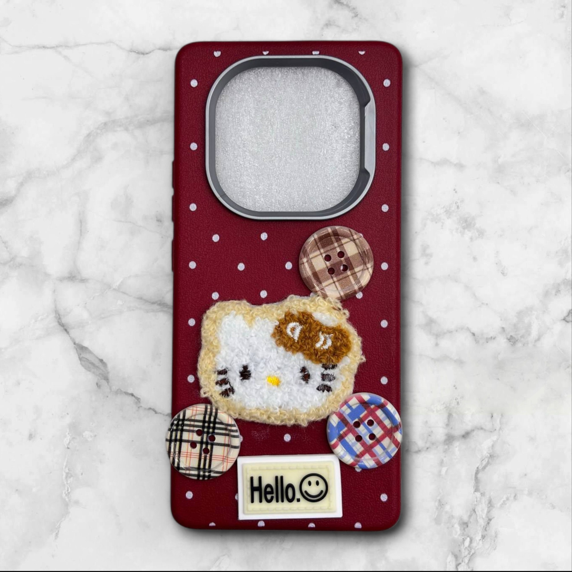 قاب طرح دار شیائومیredminote14pro4g هلوکیتی دخترانه با دکمههای فانتزی رنگ قرمز – یونیک کیس