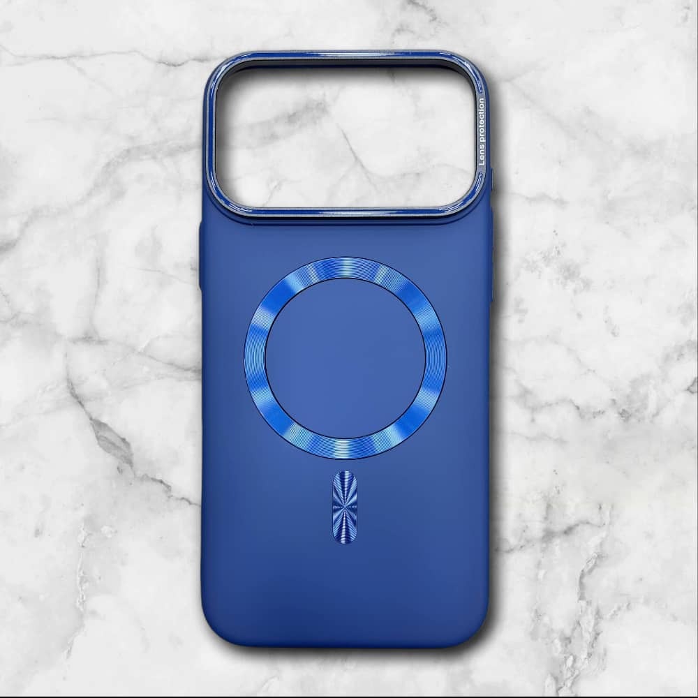  قاب ایفون iPhone17promax مگ‌سیف کربن با فریم فلزی لنز رنگ سورمه ای – یونیک کیس 