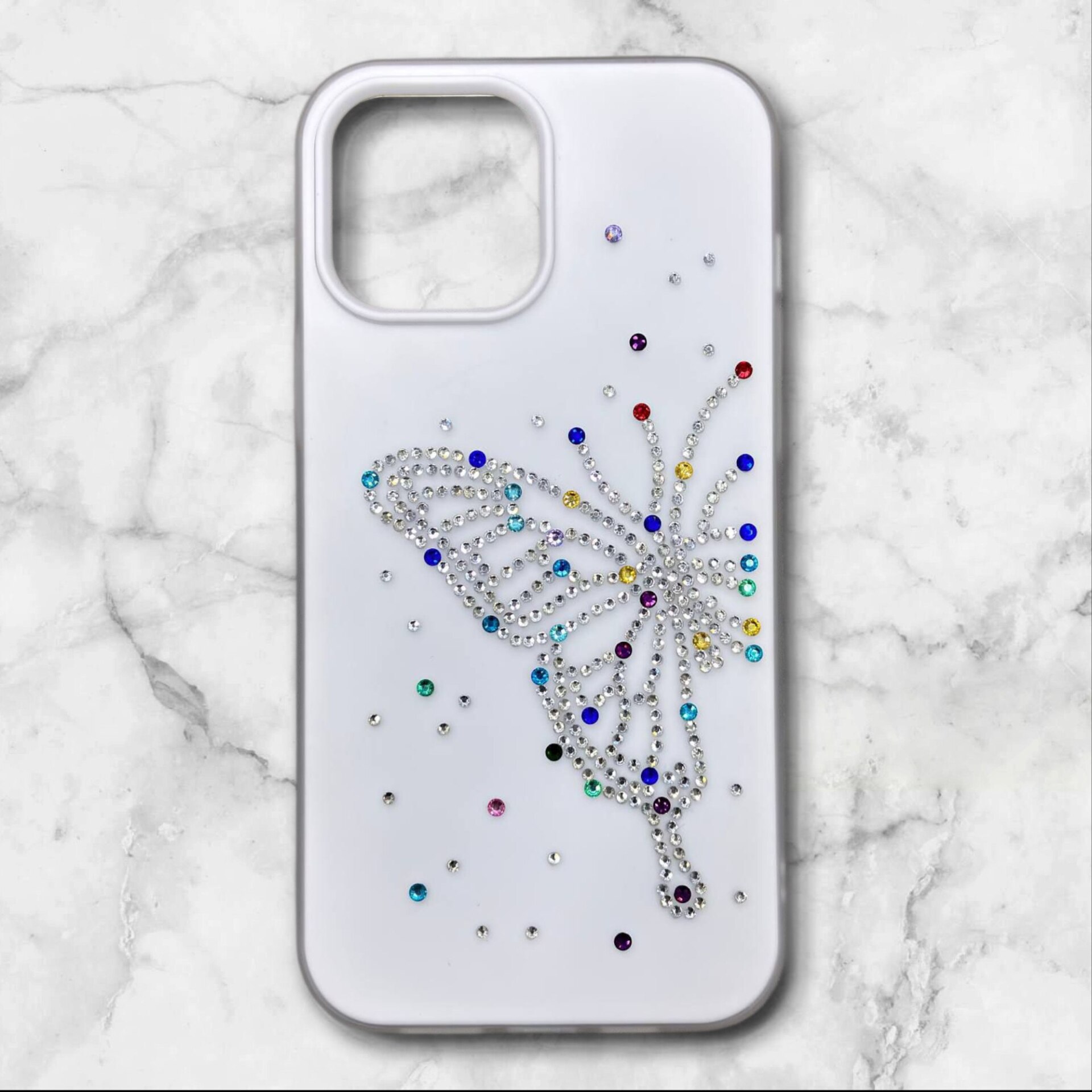  قاب ایفونiPhone11promax پروانه‌ای نگین‌دار سیلیکونی دولایه رنگ سفید – یونیک کیس 