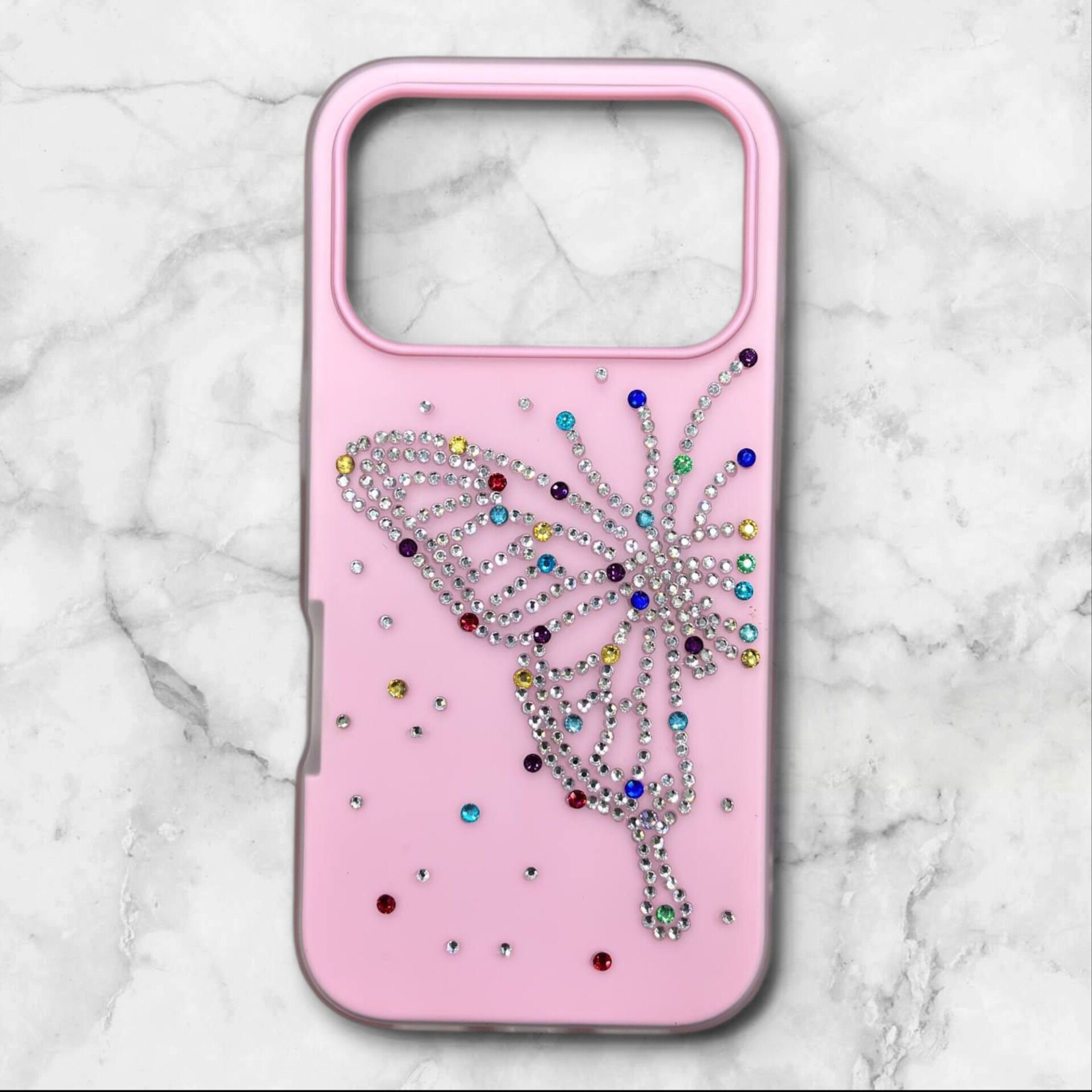  قاب ایفونiPhone17pro پروانه‌ای نگین‌دار سیلیکونی دولایه رنگ صورتی – یونیک کیس 