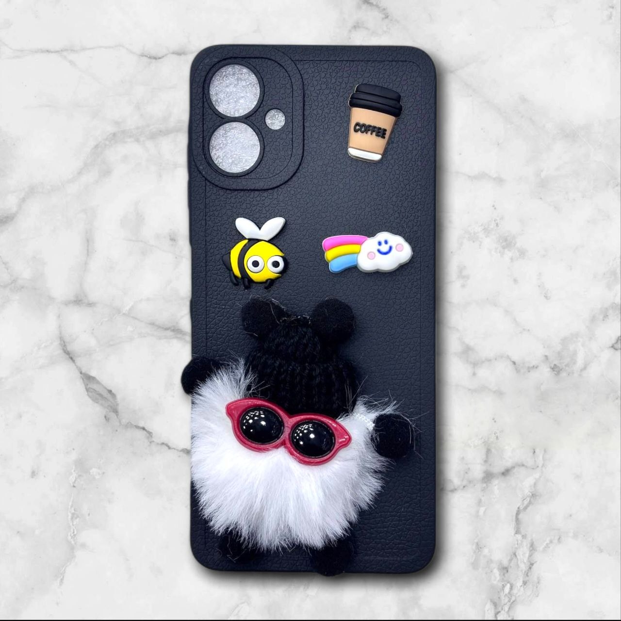  قاب پشمالو سه‌بعدی کارتونی سامسونگ A06 رنگ مشکی – یونیک کیس 
