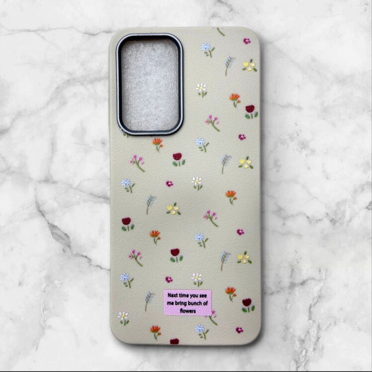 قاب طرح دار گل دار – Flower case شیائومی RedmiNote10Pro4g رنگ کرمی – یونیک کیس 